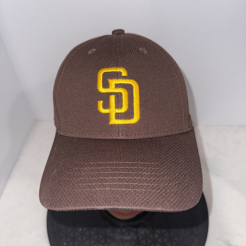 San Diego Padres / The Links / Callaway Golf - Adjustable BROWN Cap / Hat - NEW